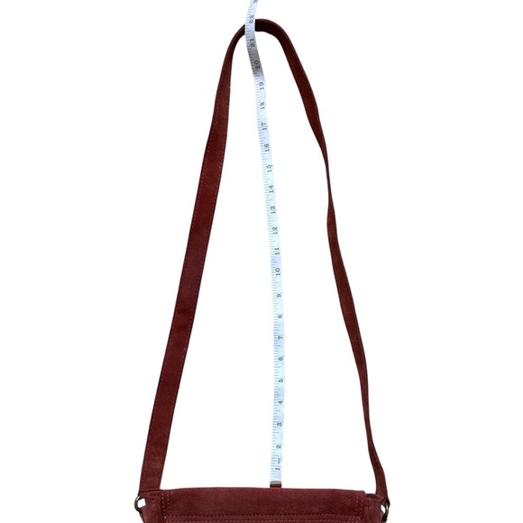 Alternative Suede Fringe Rust Crossbody Purse Bag - Picture 6 of 10